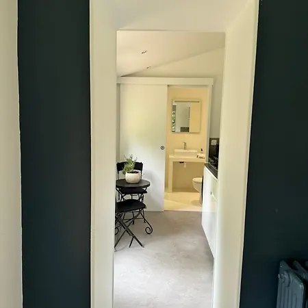 Grand Neuf Sur Jardin Prive A 35 Mn Du Rer A Charles De Gaulle Etoile Apartment Maisons-Laffitte